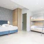 Corfu & 아파트호텔 3*