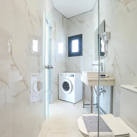 アパートホテル Corfu &