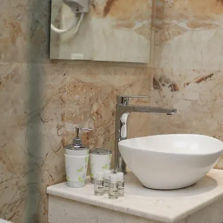 Corfu & 3* Mpenitses